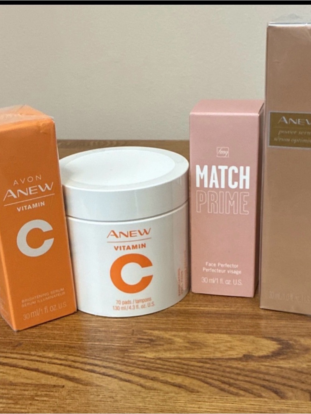 Avon Anew Brightening Serum Box - Orange & White